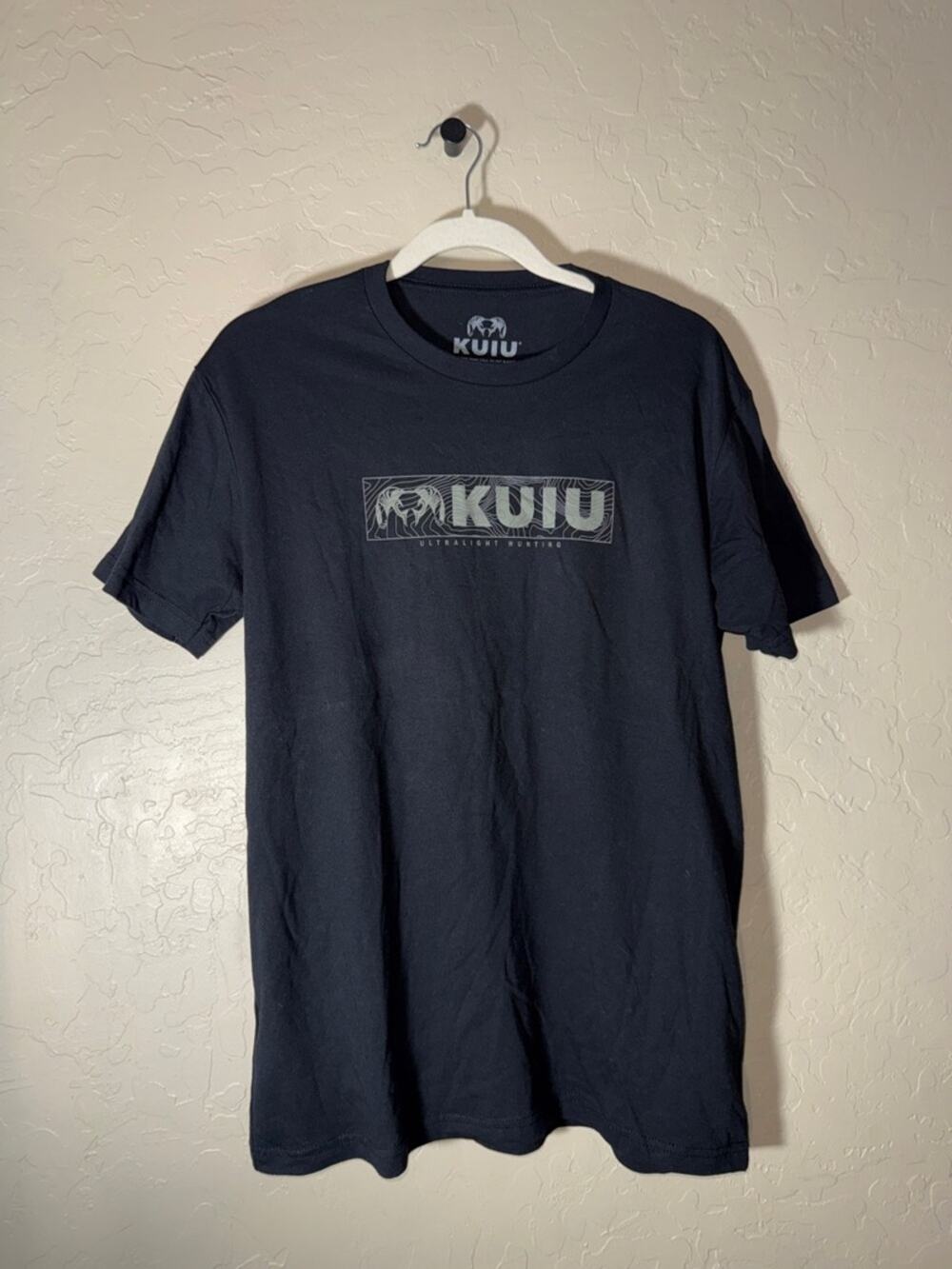 KUIU Topo Block Logo T-Shirt men’s size medium